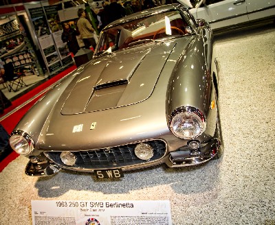 Morris clubs celebrate landmarks at the NEC Classic